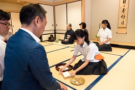 茶道部によるお茶会-1